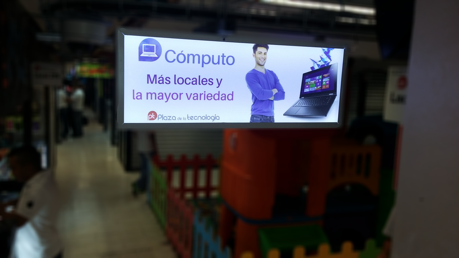 computo caja de luz